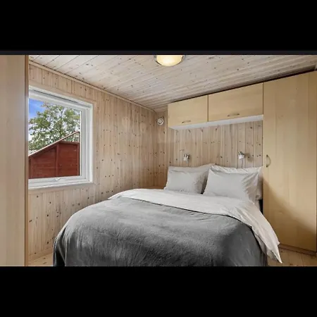 بيت للعطل Naert Lutsivannet